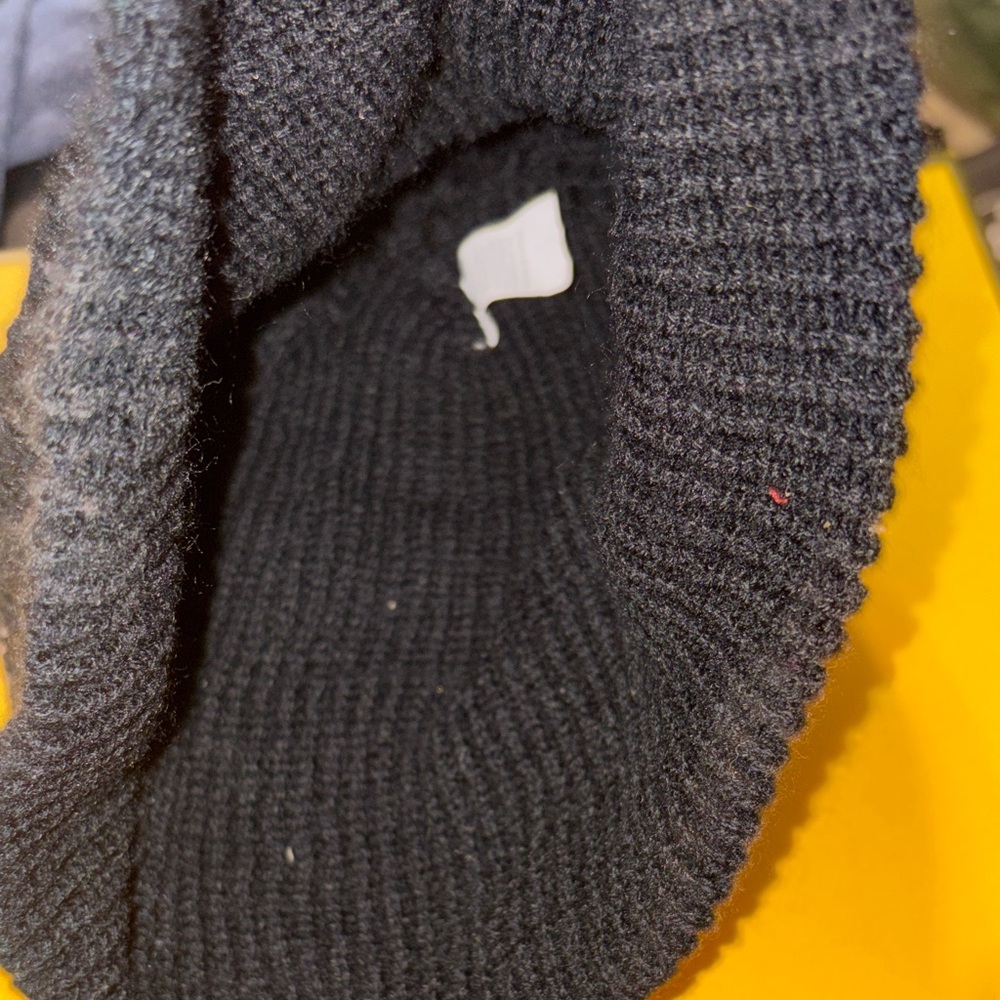 Classic Unisex Black Knit Beanie - Picture 2 of 3